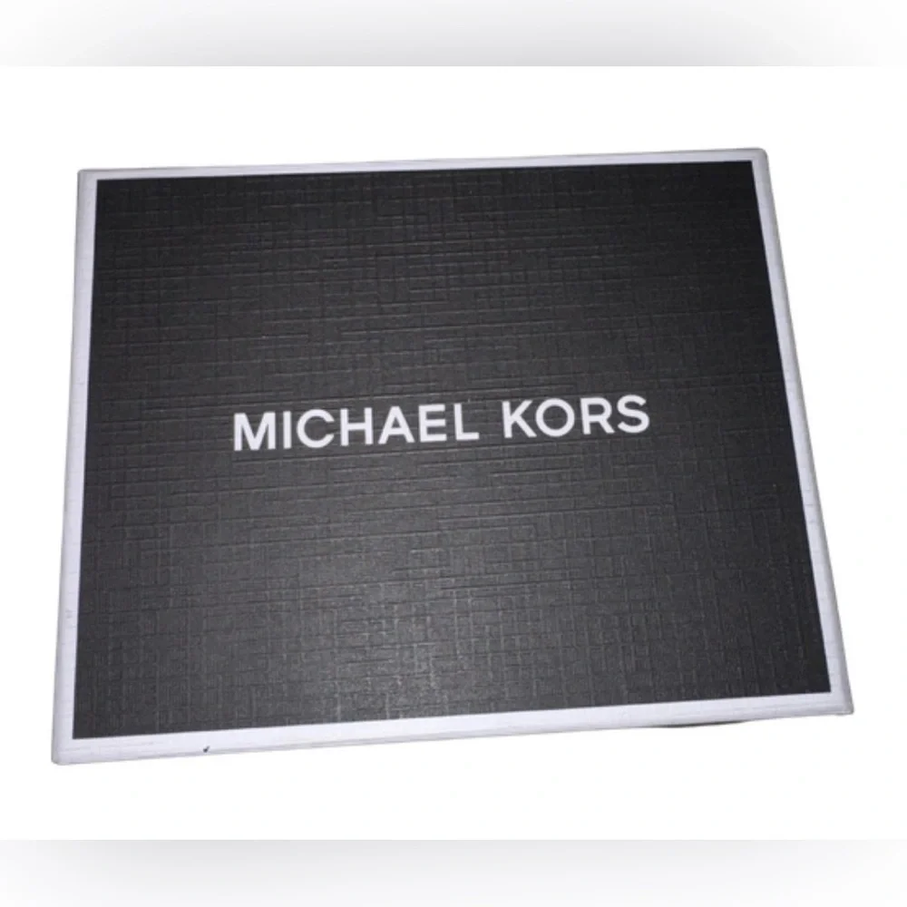 Michael Kors Black Signature Bi-Fold Card & Key Holder